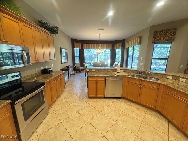 Building Photo - 11848 Rosalinda Ct