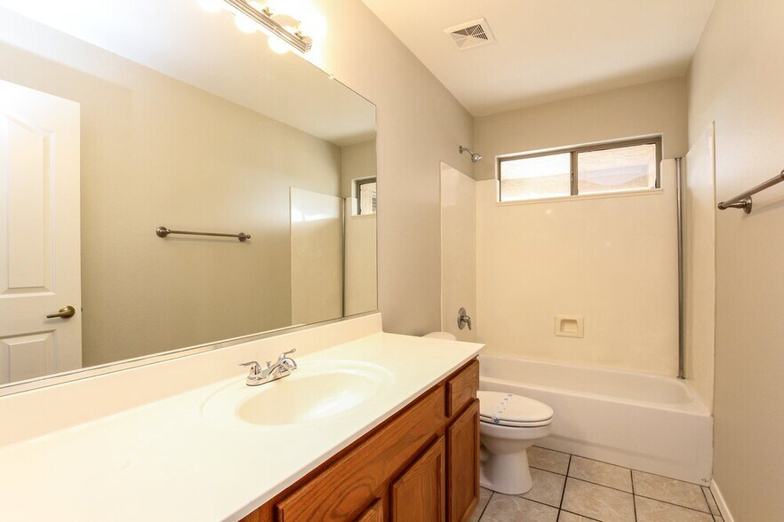 Building Photo - 9166 W Melinda Ln