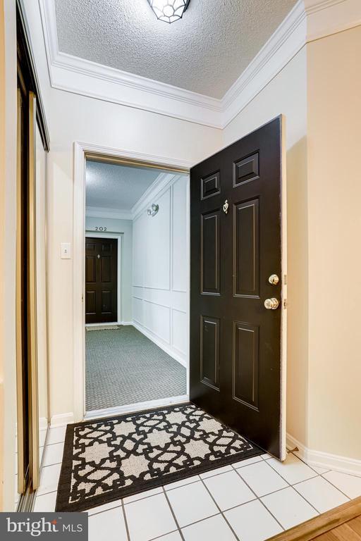 Building Photo - 12190 Abington Hall Pl