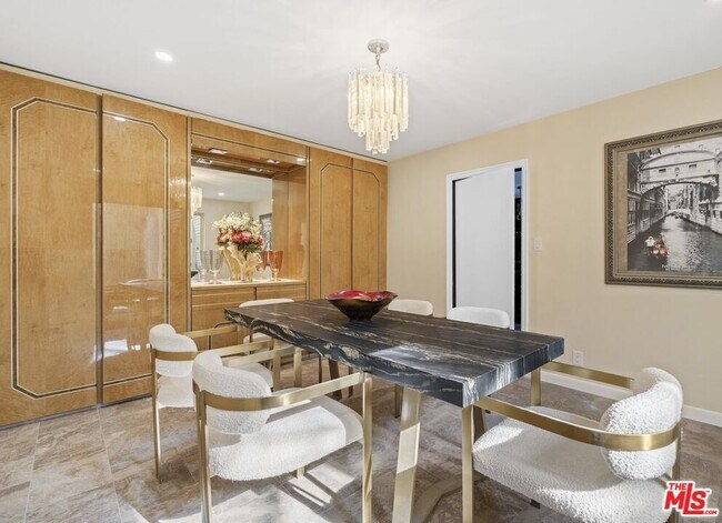 Building Photo - 9213 Warbler Way