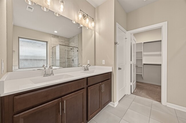 Building Photo - 10549 Wild Chives