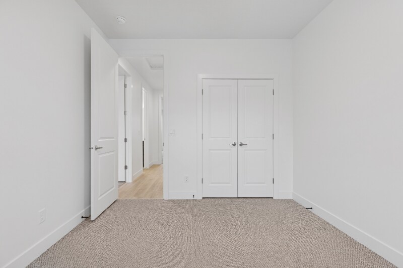 Building Photo - 1517 W 470 N