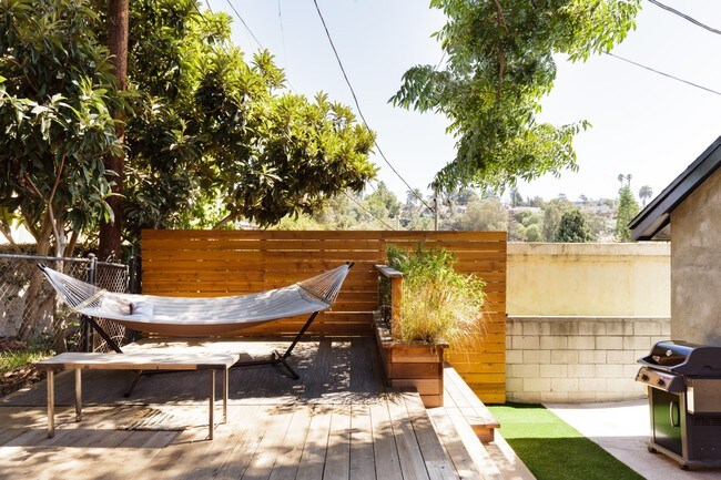 Building Photo - 1523 Morton Terrace