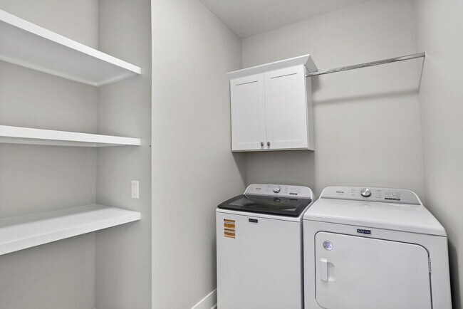 Building Photo - 11948 Smithfied drive