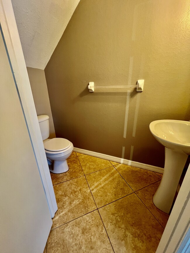 Building Photo - 30039 Granda Hills Ct