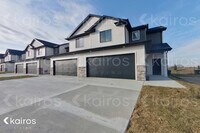 Building Photo - 6944 Holly Ct