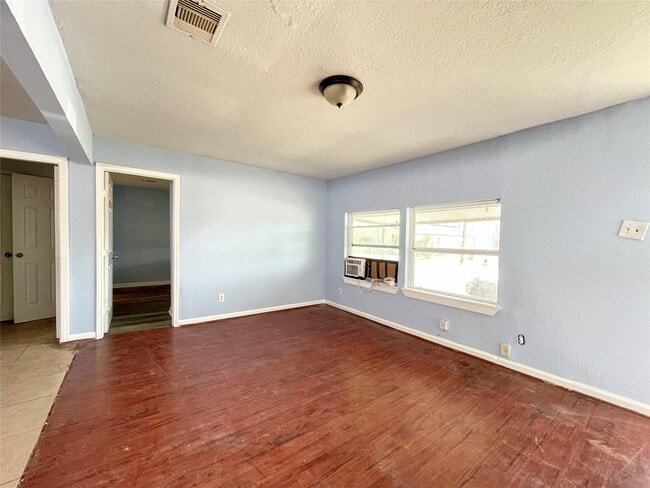 Building Photo - 3707 Rosemont St