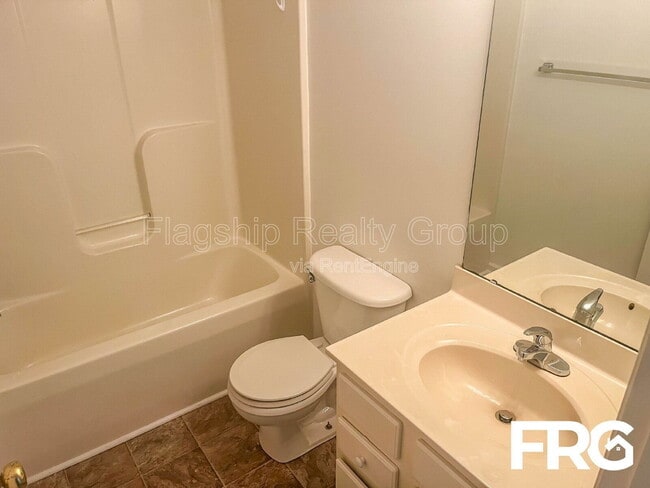 Building Photo - 4270 Williamsbrook Ln