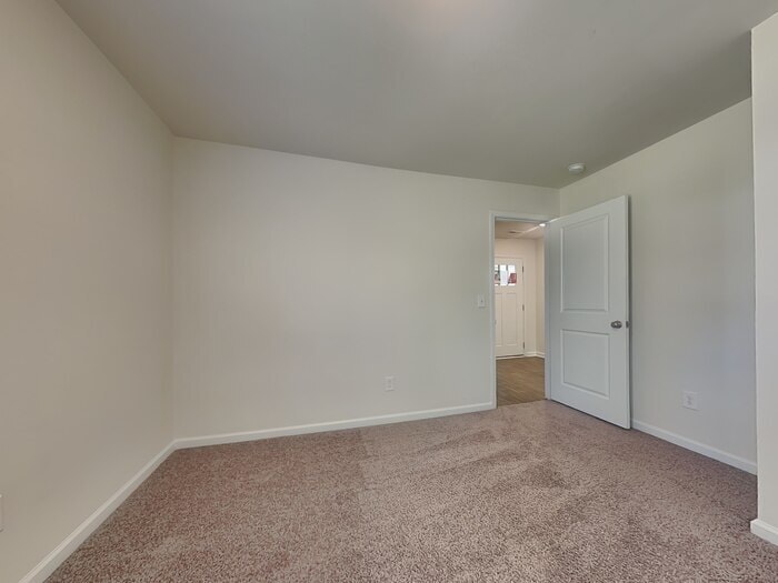 Building Photo - 306 Crooked Pne Ct