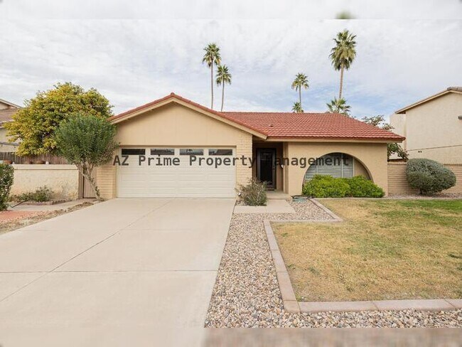 Building Photo - 1610 E Windjammer Way