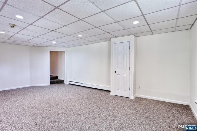 Building Photo - 43 Forest Dr