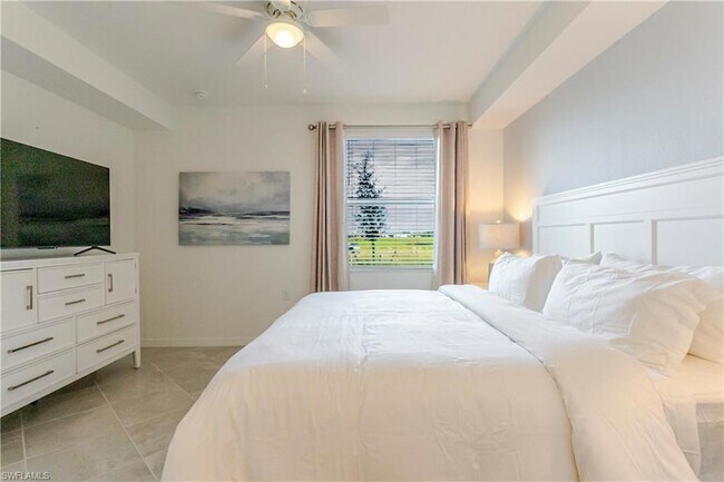 Building Photo - 15345 Grn Acrs Ave