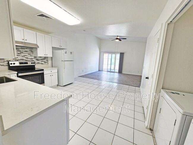 Building Photo - 1821 Pershing Ave