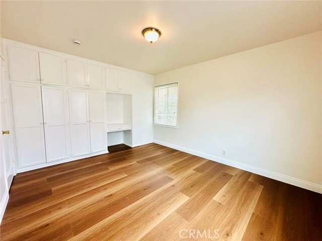 Building Photo - 400 E Fernfield Dr