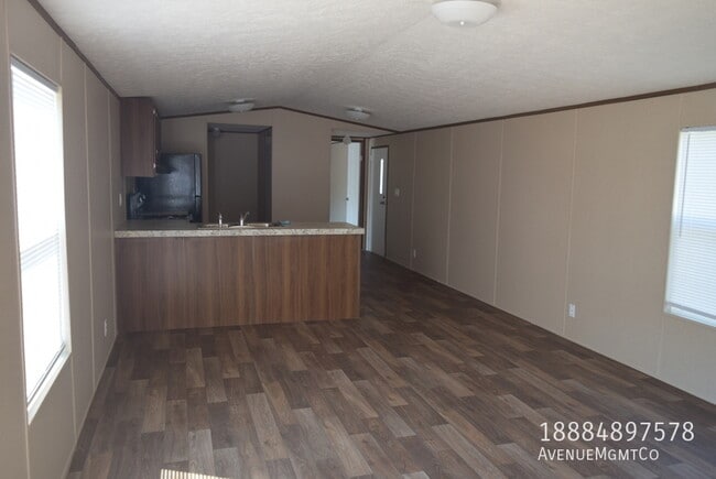 Building Photo - 226 Old Tavern Ln