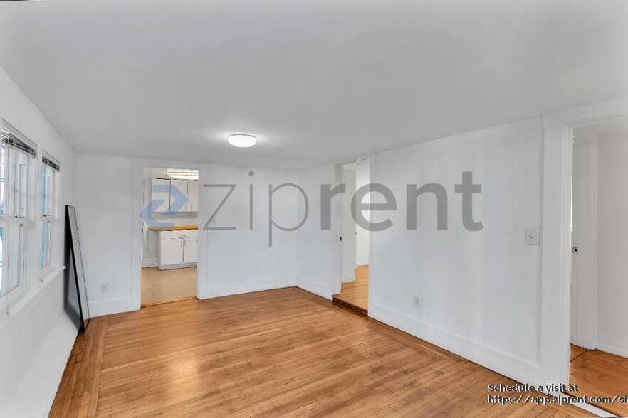 Building Photo - 1055 48th St