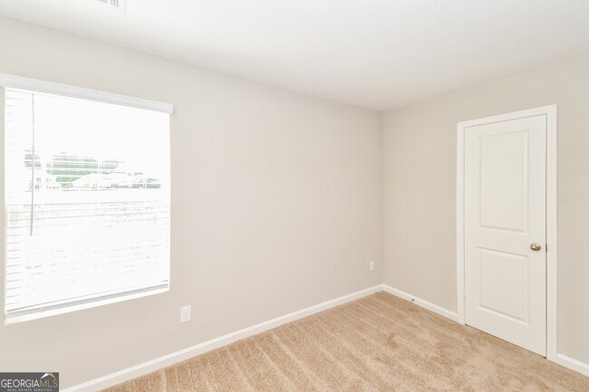 Building Photo - 301 Augusta Woods Dr