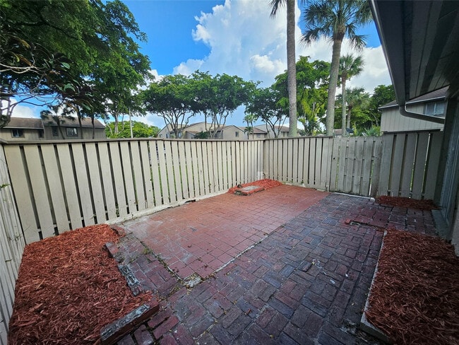 Building Photo - 2220 NW 59th Wy