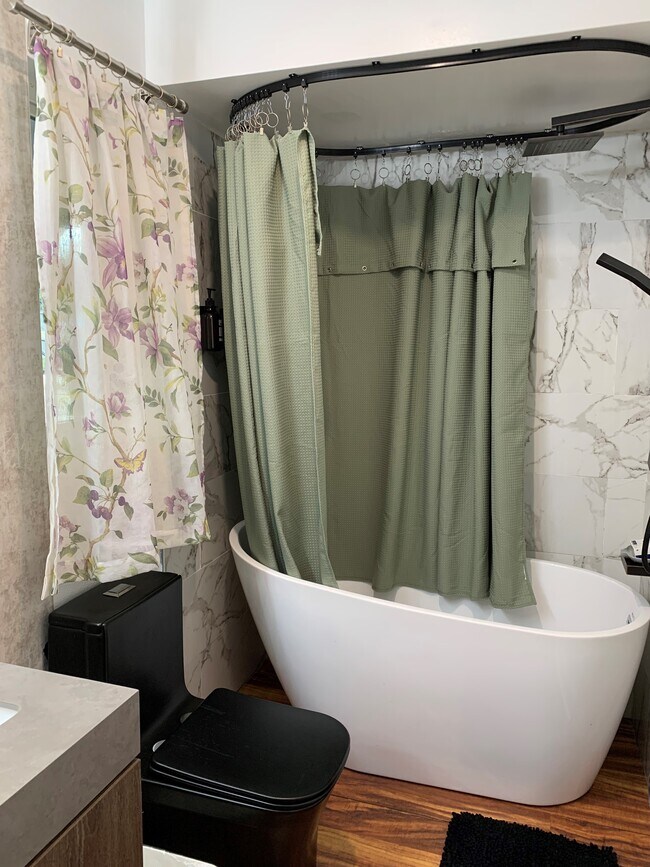 Building Photo - 7243 Antigua Pl