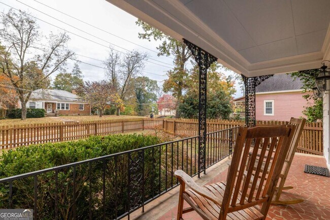 Building Photo - 5450 E Mountain St