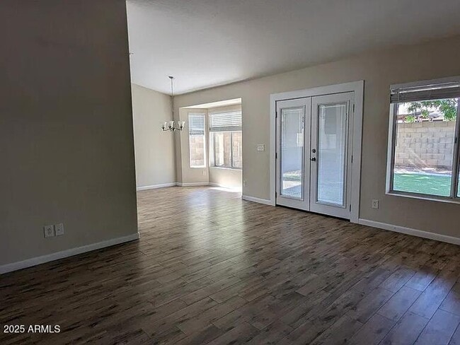Building Photo - 3192 W Thude Dr