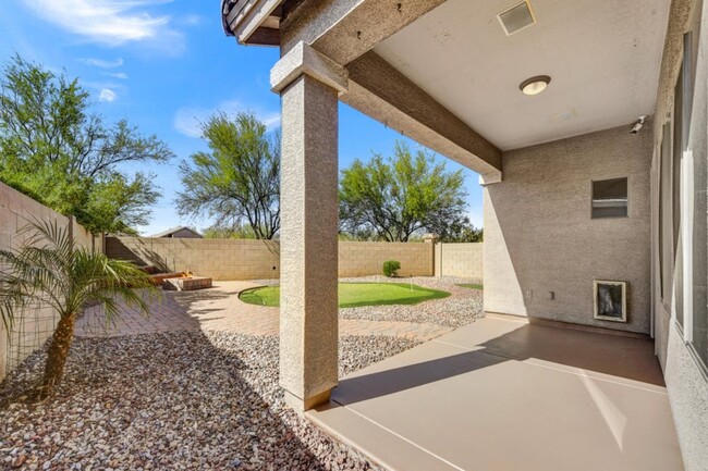 Building Photo - 2515 W Preserve Way