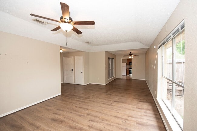 Building Photo - 2513 Harpers Ferry Crossing