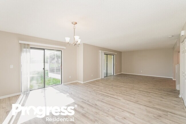 Building Photo - 16111 Gardendale Dr