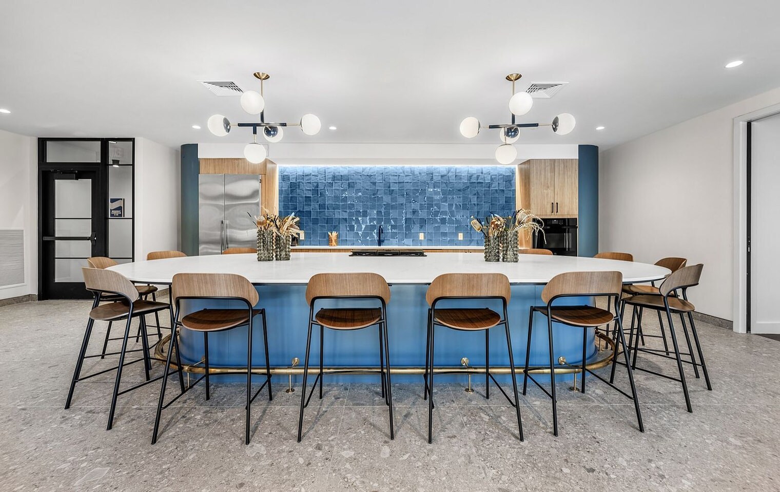 Building Photo - 484 2nd St