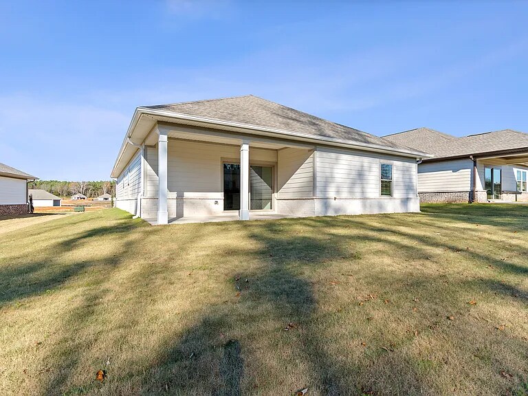 Building Photo - 14557 Mountain Strm Dr