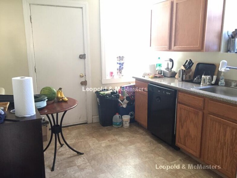 Building Photo - 149 Chiswick Rd