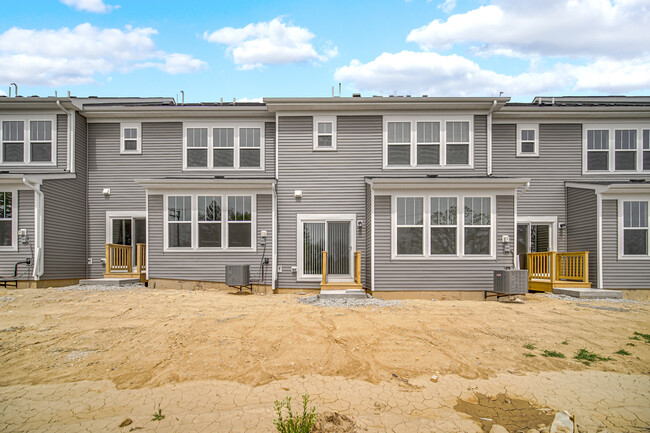 Building Photo - 2259 Horseshoe Cir