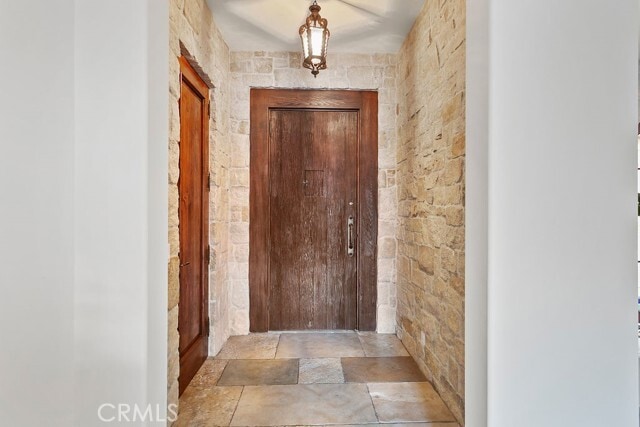 Building Photo - 136 Emerald Bay