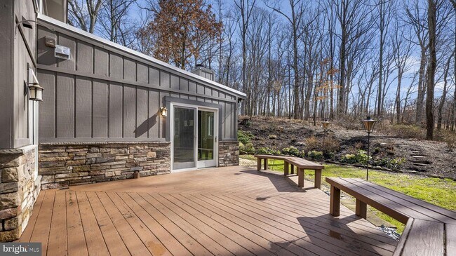 Building Photo - 11450 Game Preserve Rd