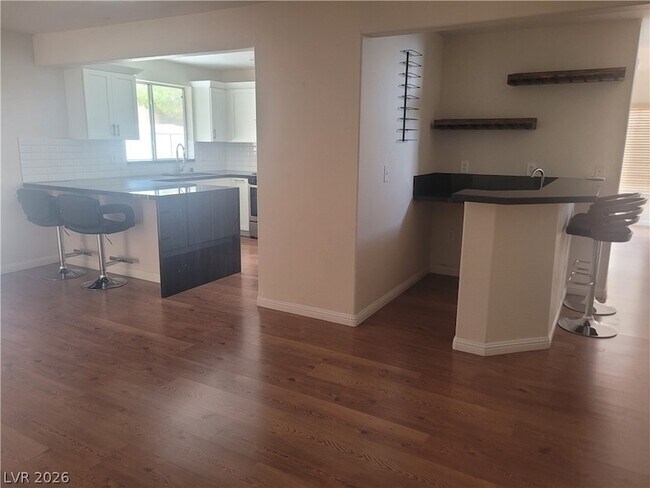 Building Photo - 4013 Forest Knoll Ln