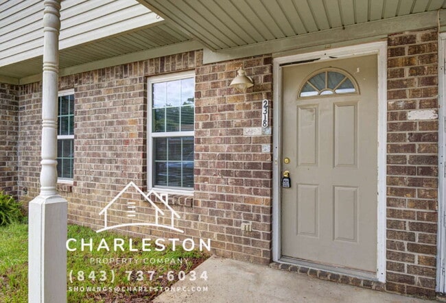 Building Photo - 2318 Applebee Way