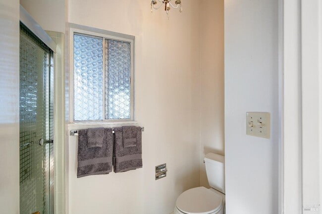 Building Photo - 80 Monte Cimas Ave