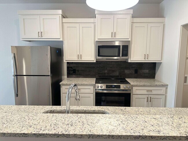 Building Photo - 1113 N 7th St