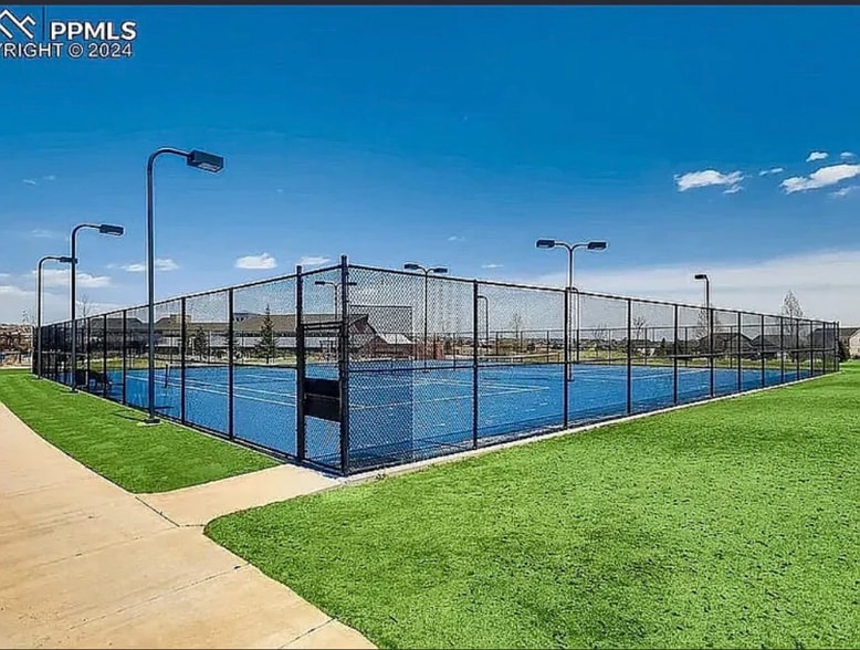 Building Photo - 7366 Weatherwood Dr