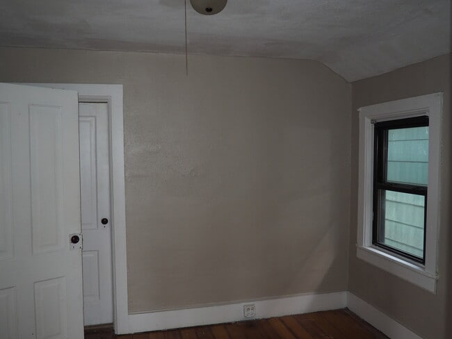 Building Photo - 9931 143rd Pl