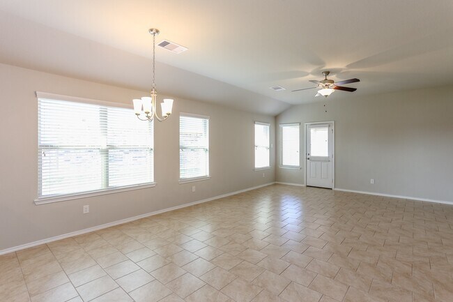 Building Photo - 9922 Southern Bayberry Dr