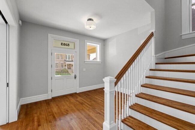 Building Photo - HISTORIC THREE LEVEL 19TH CENTURY THREE LEVEL 4 BED, 3.5 BATH HOME