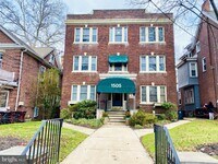 Building Photo - 1505 Delaware Ave