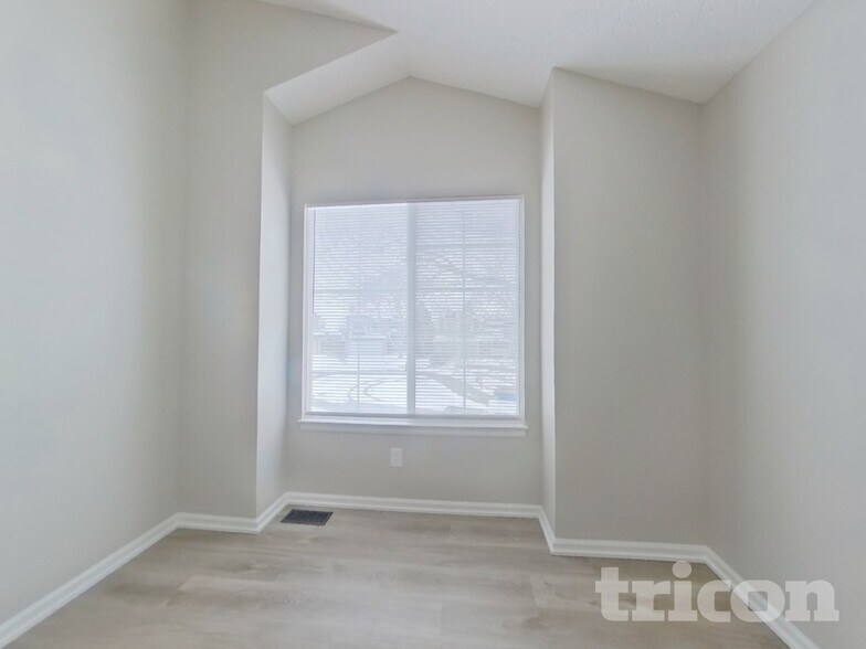 Building Photo - 9516 Sherrelwood Ln