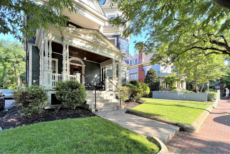 Building Photo - 20 Highland Ave