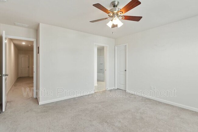 Building Photo - 5022 Mockernut Ln