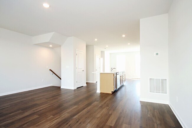 Building Photo - Walkable, Dog-Friendly Townhome Near Downtown Crozet