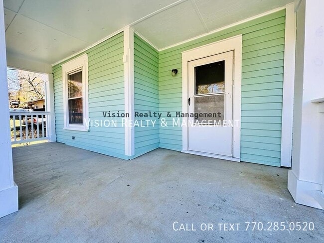 Building Photo - 31 Reynolds St