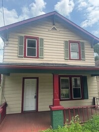 Building Photo - 275 Greensburg Pike