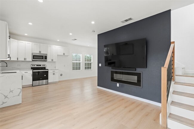 Building Photo - 1908 Gallagher St